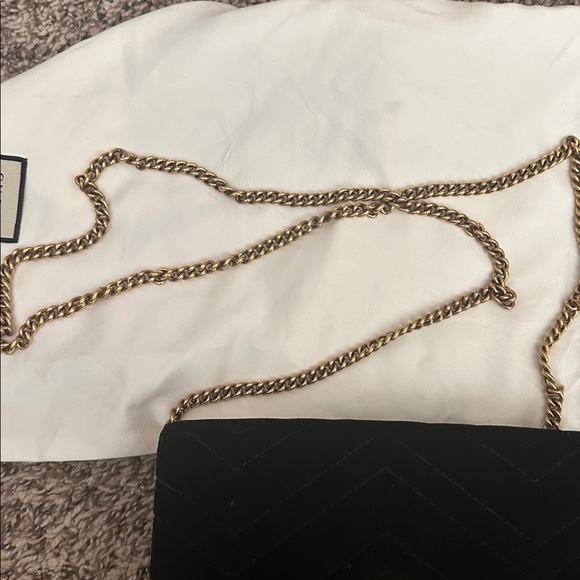 Gucci Black Velvet Marmont Bag with Gold Accents - Beautiful Condition - Picture 13 of 14